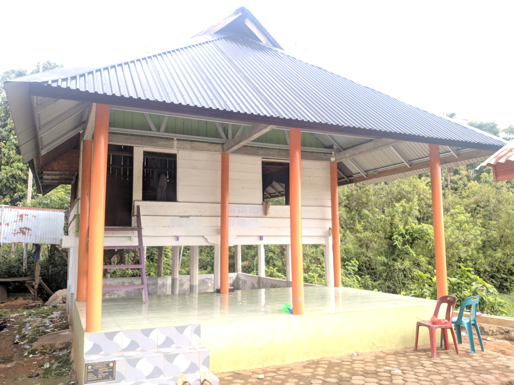Gedung Posko Covid Desa Blang Rheue